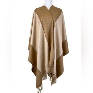 NWOT COLOMBO BABY CAMELHAIR CAPE IN CAMEL AND BEIGE